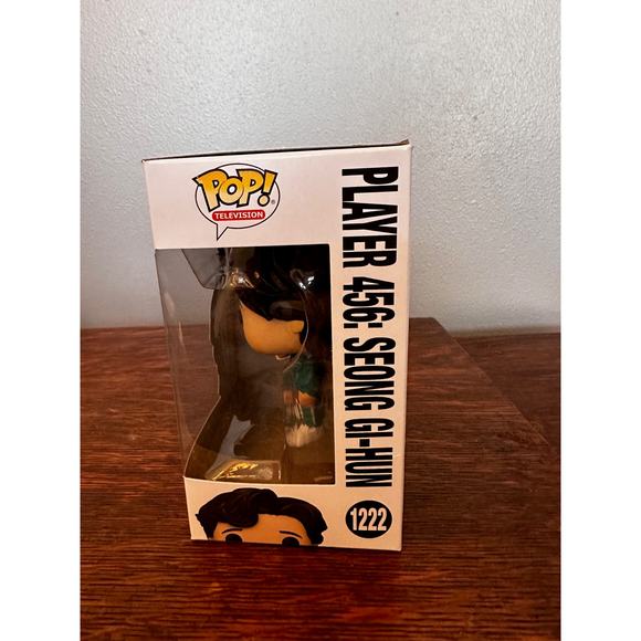 NIB Player 456: Seong Gi-Hun Squid Game Funko Pop - Picture 3 of 7
